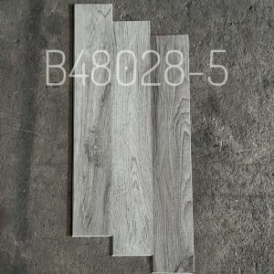 Sàn nhựa hèm khóa 8028-5