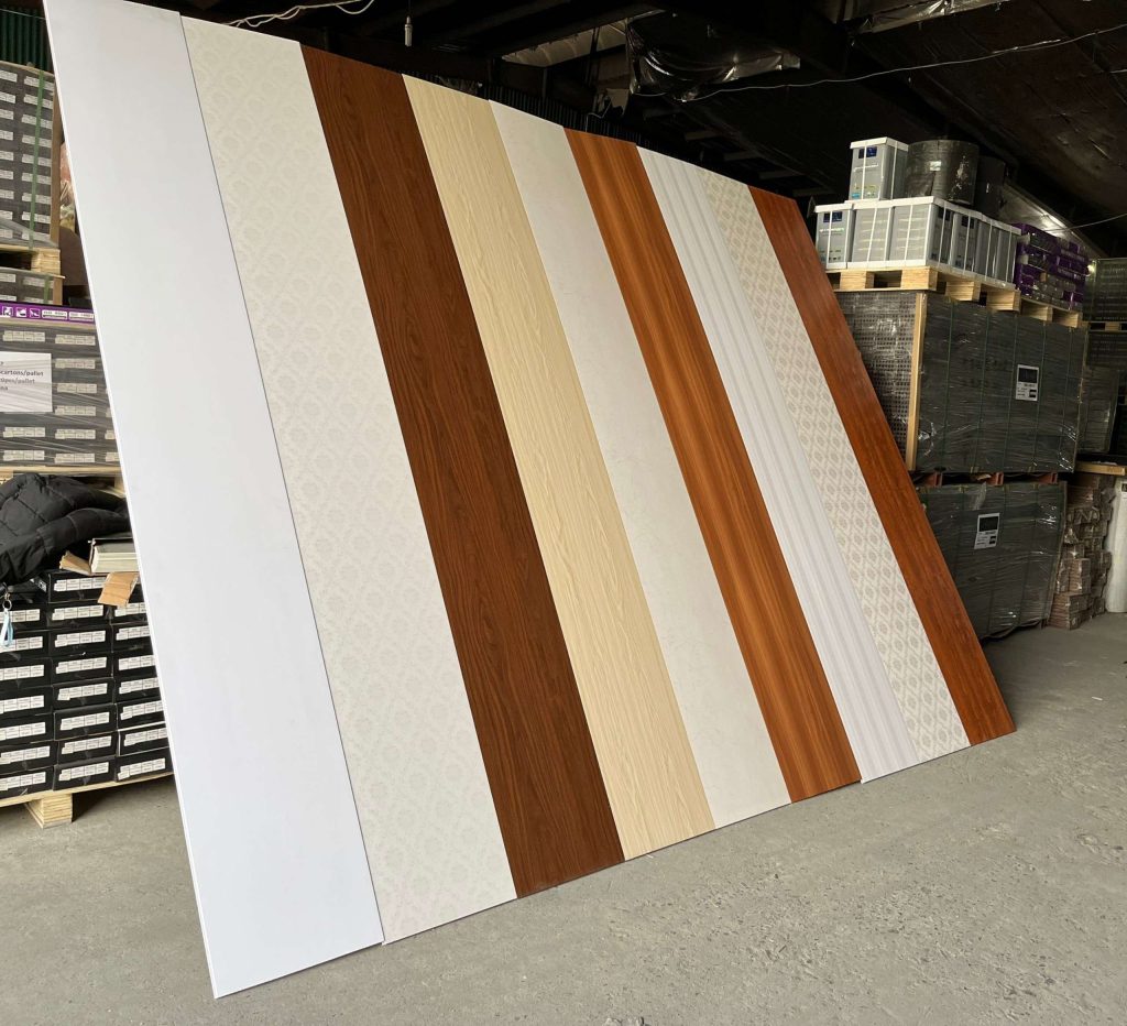 Tám ốp tường nano tại kho